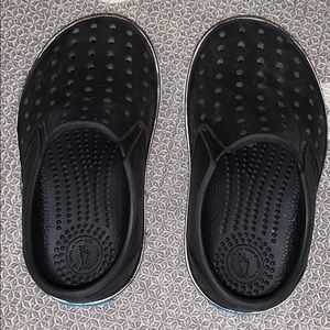 Black native shoes - size 7